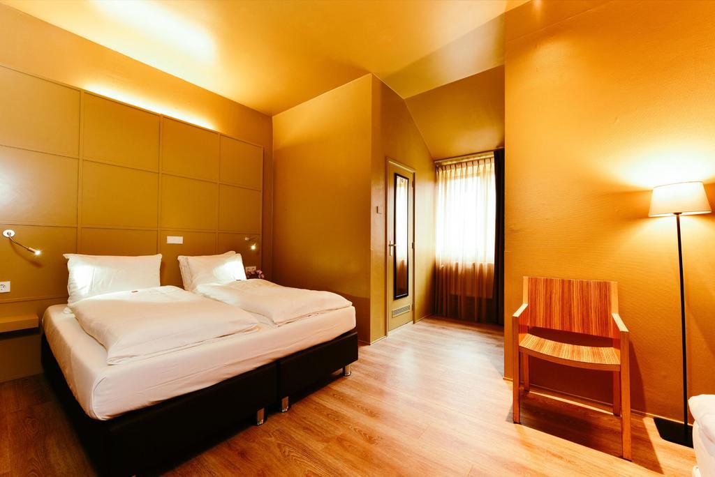 Hotel Raecks Haarlem Dış mekan fotoğraf